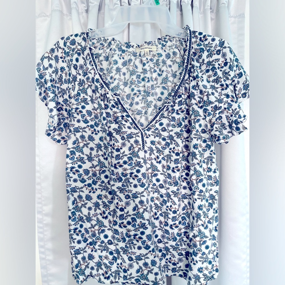 Ladies neck blouse short sleeve